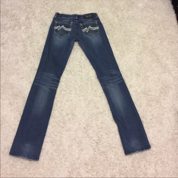 Miss Me Jeans - Picture 2 of 2